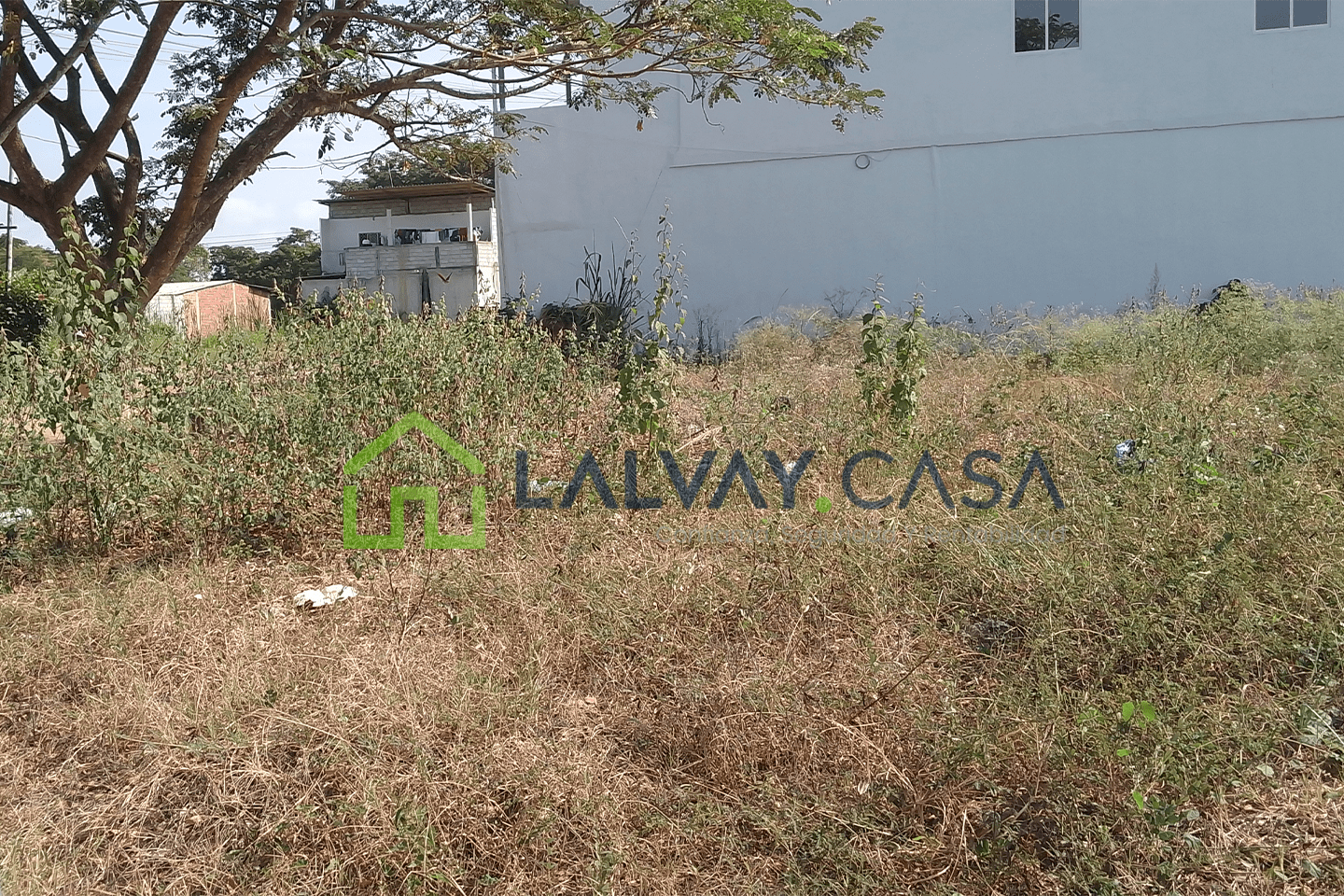 0017-3 ¡OPORTUNIDAD ÚNICA! TERRENO ESQUINERO DE 469m², COMPLETAMENTE RELLENADO Y LISTO PARA CONSTRUIR, A SOLO 2 CUADRAS DE LA VÍA PRINCIPAL JOFRE LIMA, EN CIUDADELA ANA BOLENA