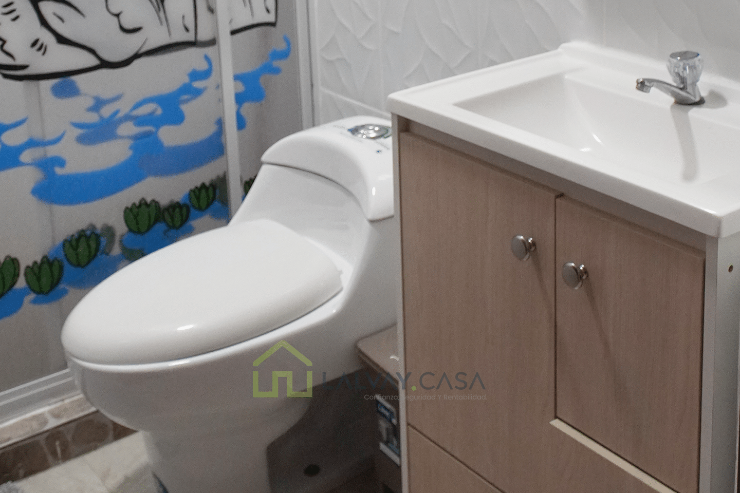 0021-18 ¡Vive el lujo, la comodidad y la tranquilidad que mereces! Casa céntrica, totalmente amueblada y con acabados de lujo, lista para mudarte y disfrutar desde el primer día, a solo 2 minutos del centro de Santa Rosa.